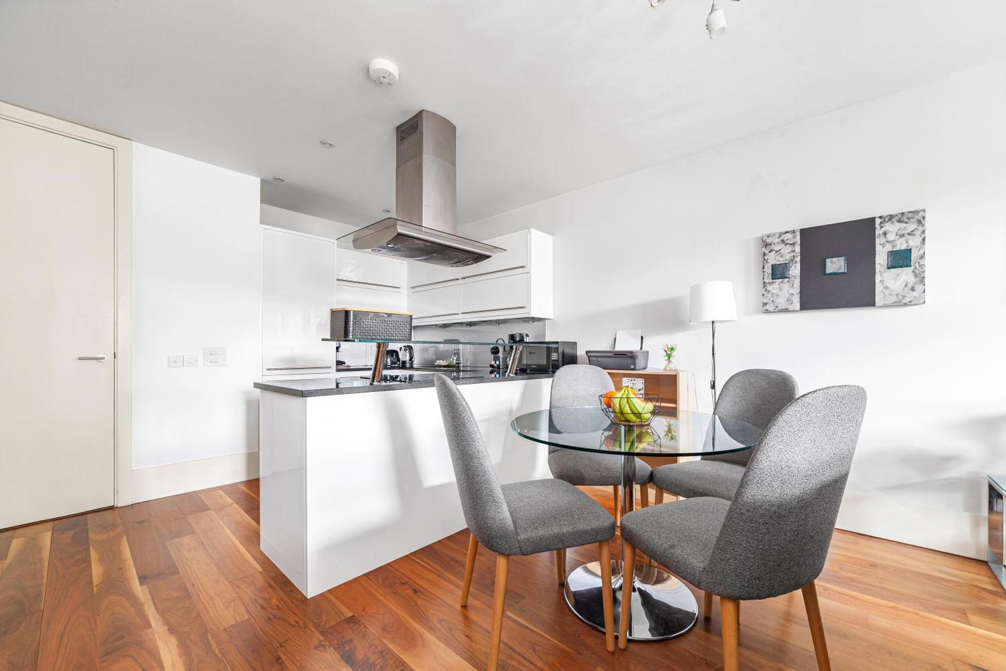 Deluxe Holborn Two Bedroom Apartment London Exterior photo